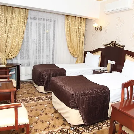 Royal Anka Hotell 4*